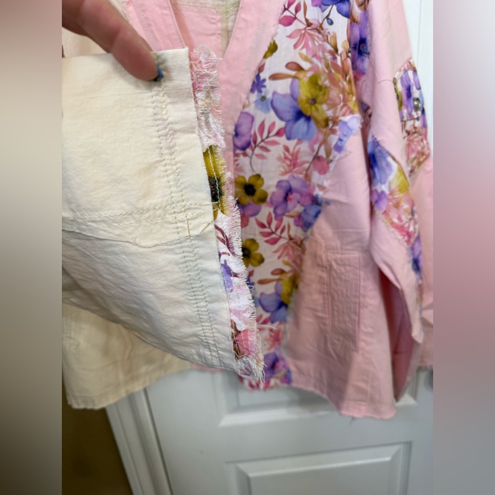 H210 POL L pp28 Patchwork Floral Button Jacket in Pink & Cream Top - Picture 6 of 15